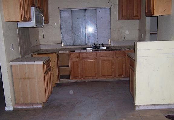 4th image of 8402 Neubourg Dr