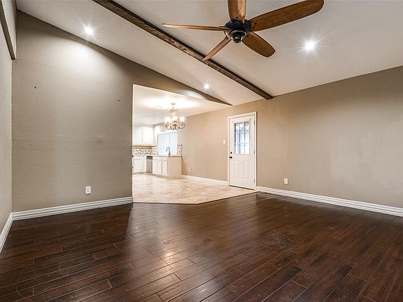 5th image of 1703 Lanette Ln