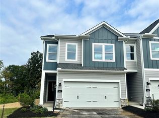 162 River Ridge Dr, Coraopolis, PA 15108