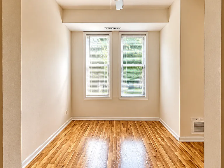 2208 Country Club Dr #26 — Photo 7