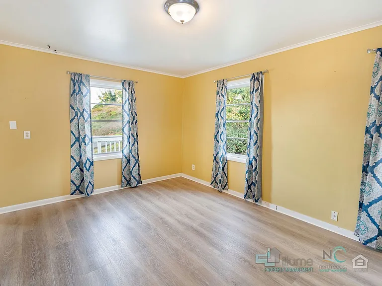 301 Alameda Ave — Photo 31