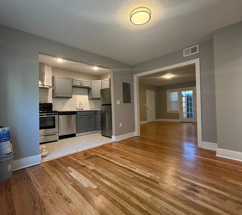 South Plaza Apartments