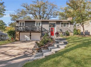 9232 Mastin St, Overland Park, KS 66212