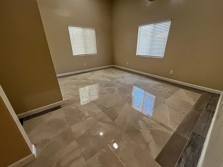 2739 Eltinge Dr — Photo 42