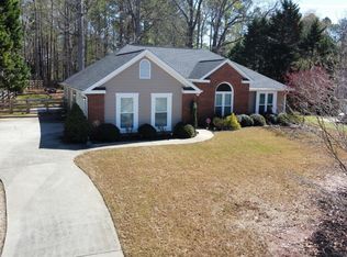 110 Inland Cir, Newnan, GA 30263