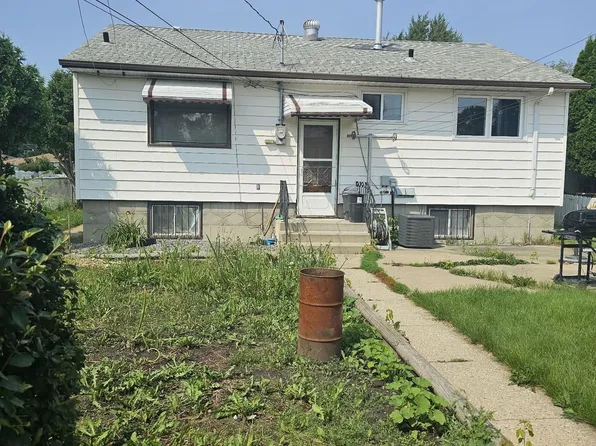 13103 63rd St NW, Edmonton, AB T5A 0W7