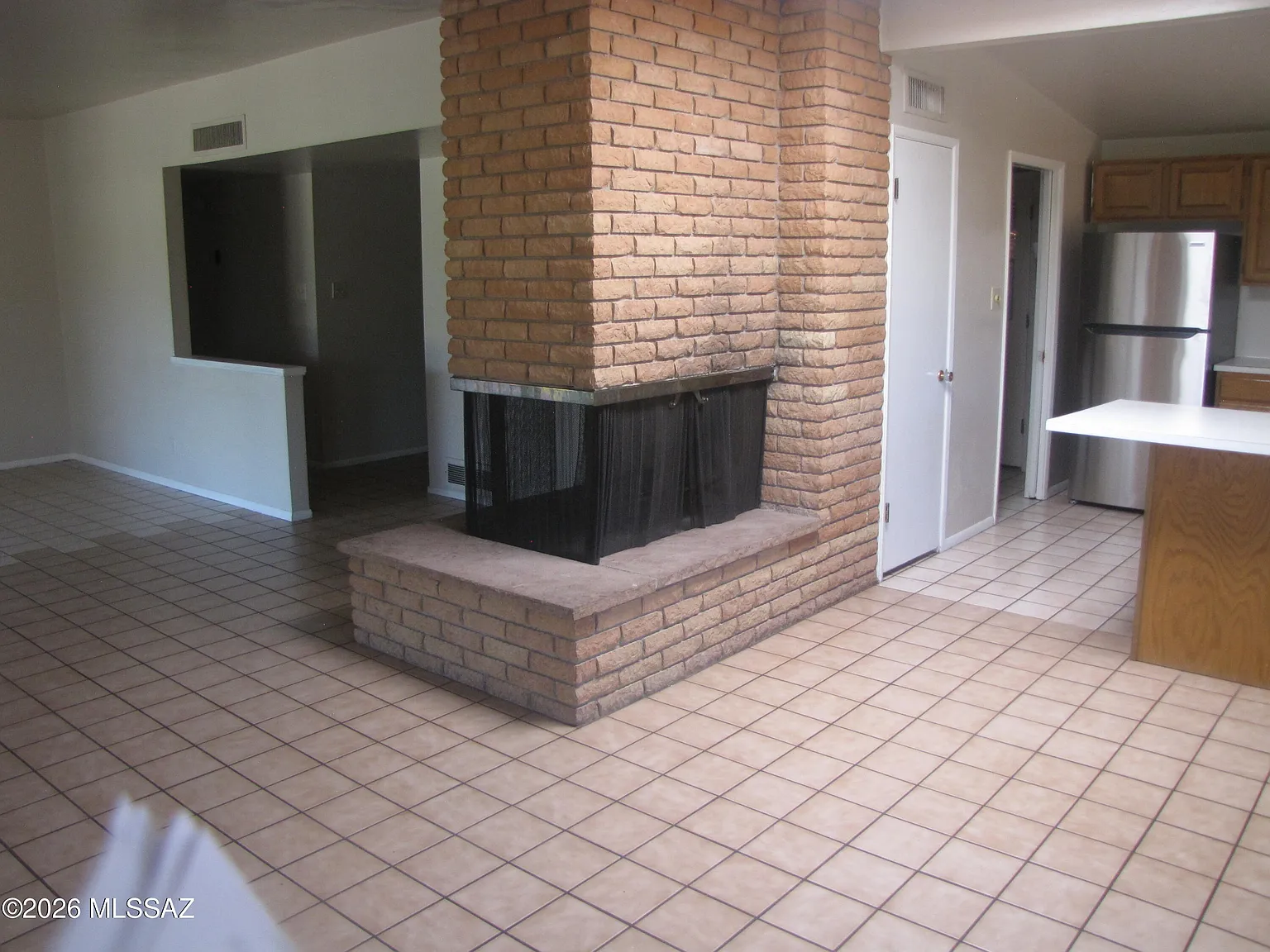 3 bed, 2.0 bath, 1515 sqft, $1,600 — Photo 4