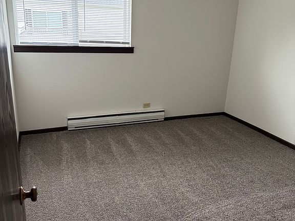 4th image of 220 Morgan Ct APT 2C