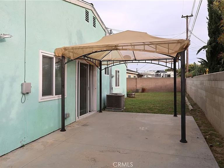 6548 Sequoia Dr — Photo 28