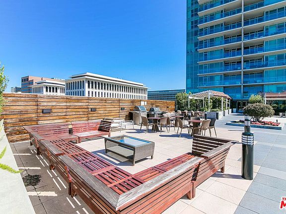 3rd image of 3785 Wilshire Blvd APT 910