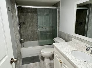 19461 62nd Ave #1, Surrey, BC