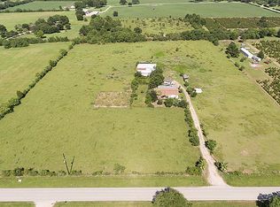 19160 Becker Rd, Hockley, TX 77447