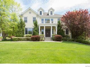 49 Stonewall Cir, West Harrison, NY 10604