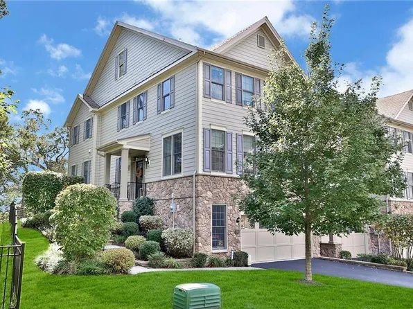 24 Langeloth Drive, Cortlandt Manor, NY 10567