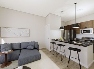 Trace Quarter, Columbus, OH 43222