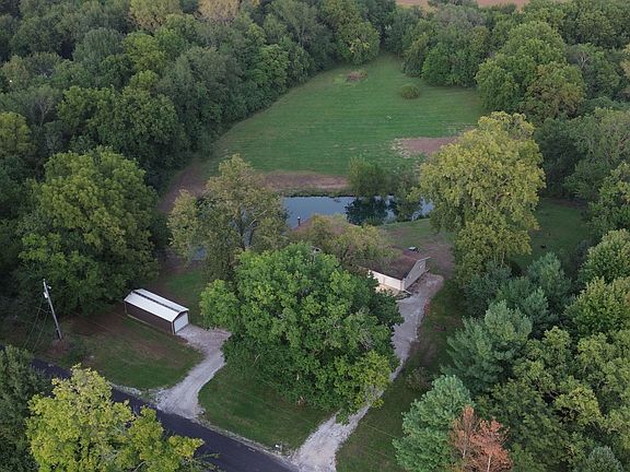 4th image of 1018 N Greengold Rd