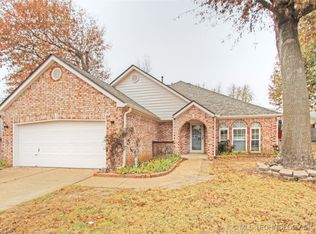 199 W 113th Ct S, Jenks, OK 74037