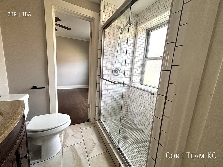 710 W 48th St #105 — Photo 10