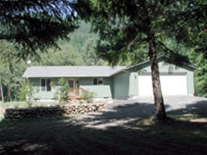 39725 Layng Creek Rd photo 1