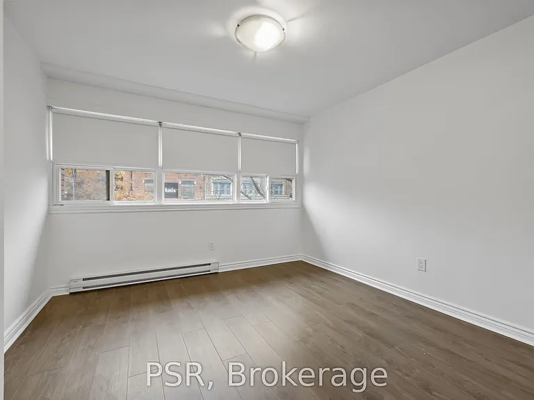353 Queen St W #10 — Photo 15