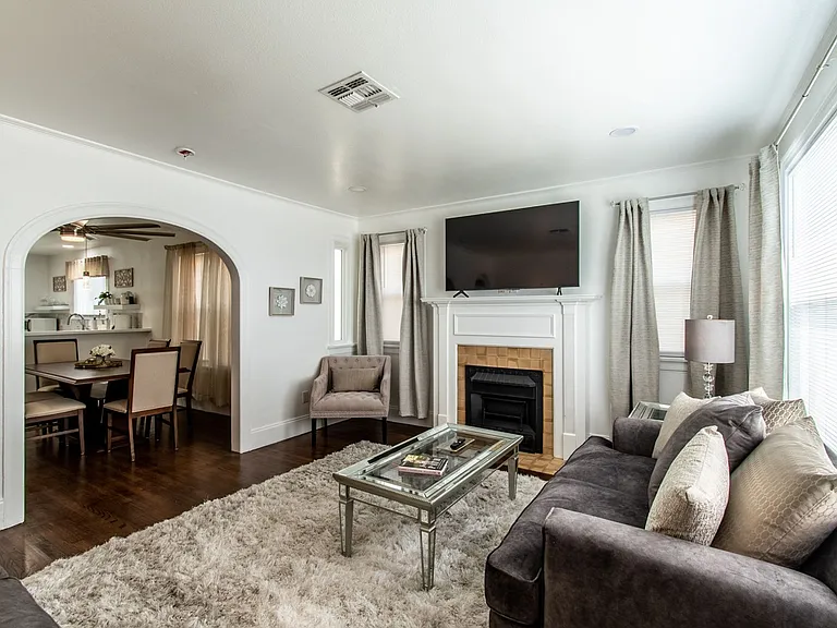 1117 Ocean Dr E #A — Photo 25