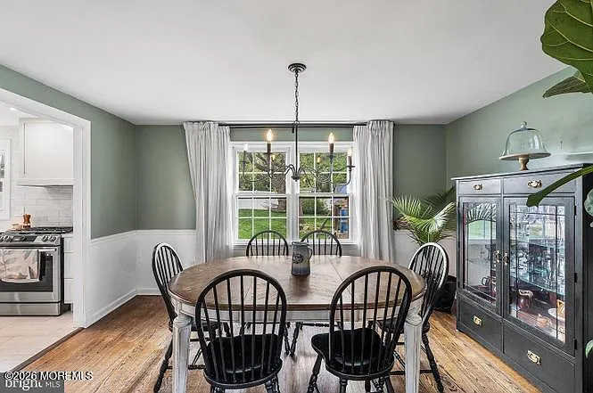 301 Westwood Dr — Photo 3
