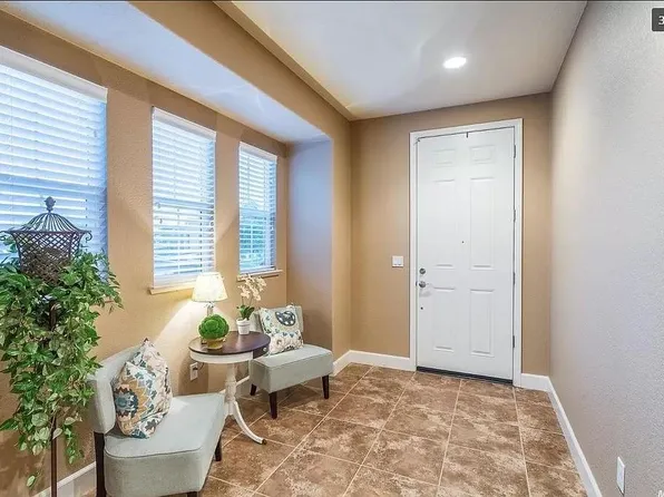 487 W Esplanade Dr, Mountain House, CA 95391