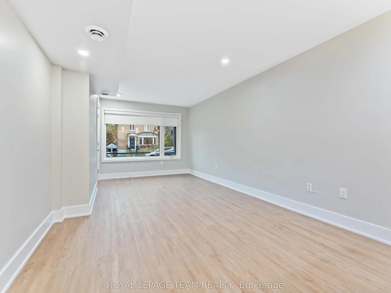 2 bed, $2,595 — Photo 3