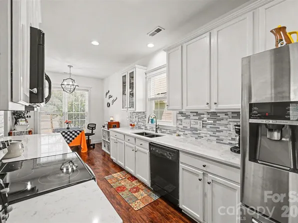 119 E Decatur Ave, Mooresville, NC 28117