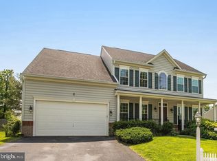 16545 Louisville Pl, Woodbridge, VA 22191