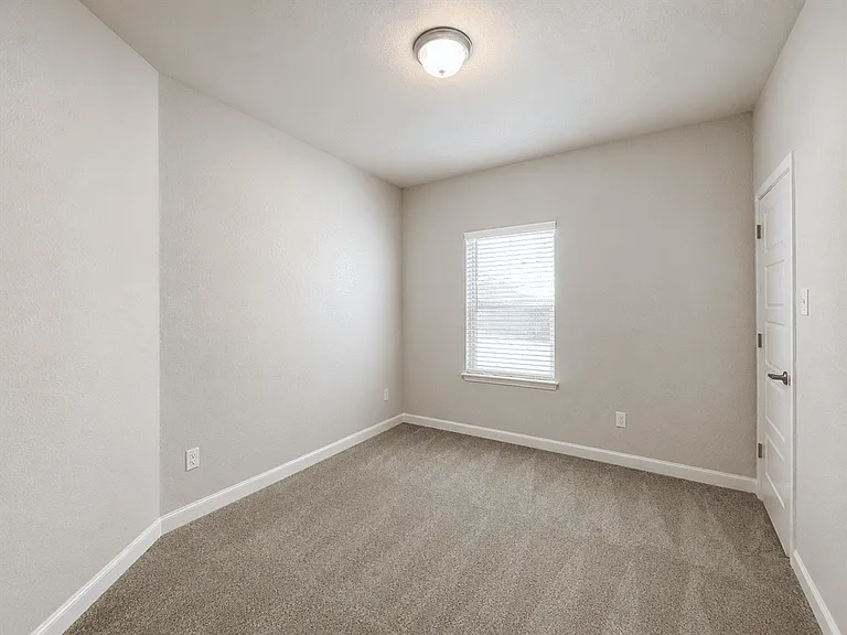 7220 Magnolia Vlg #101 — Photo 13