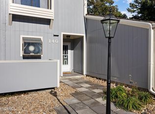 140 Quarterdeck Townes, New Bern, NC 28562