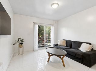 72 Huron St #2A, Brooklyn, NY 11222