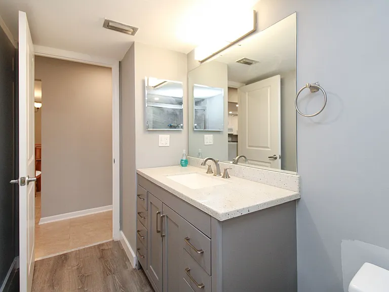 600 Valley Stream Dr #F9 — Photo 41