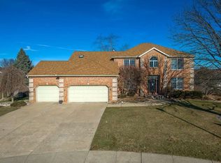 2938 E 44th Ct, Davenport, IA 52807