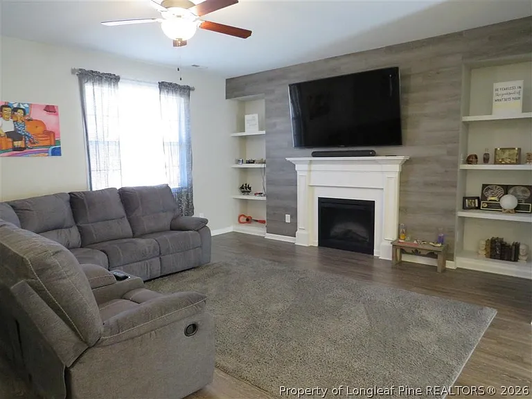 6644 Pacific Ave — Photo 3