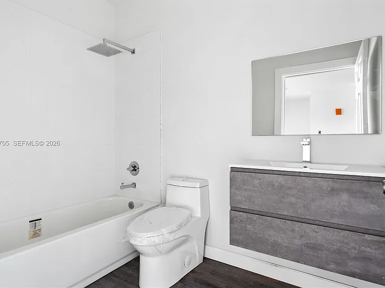 2311 NW 22nd Ave #204 — Photo 20