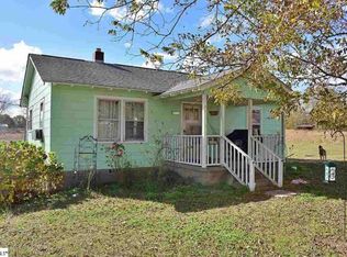 10245 New Cut Rd, Campobello, SC 29322