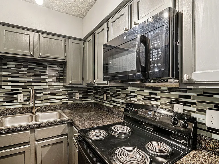 Studio/loft kitchen