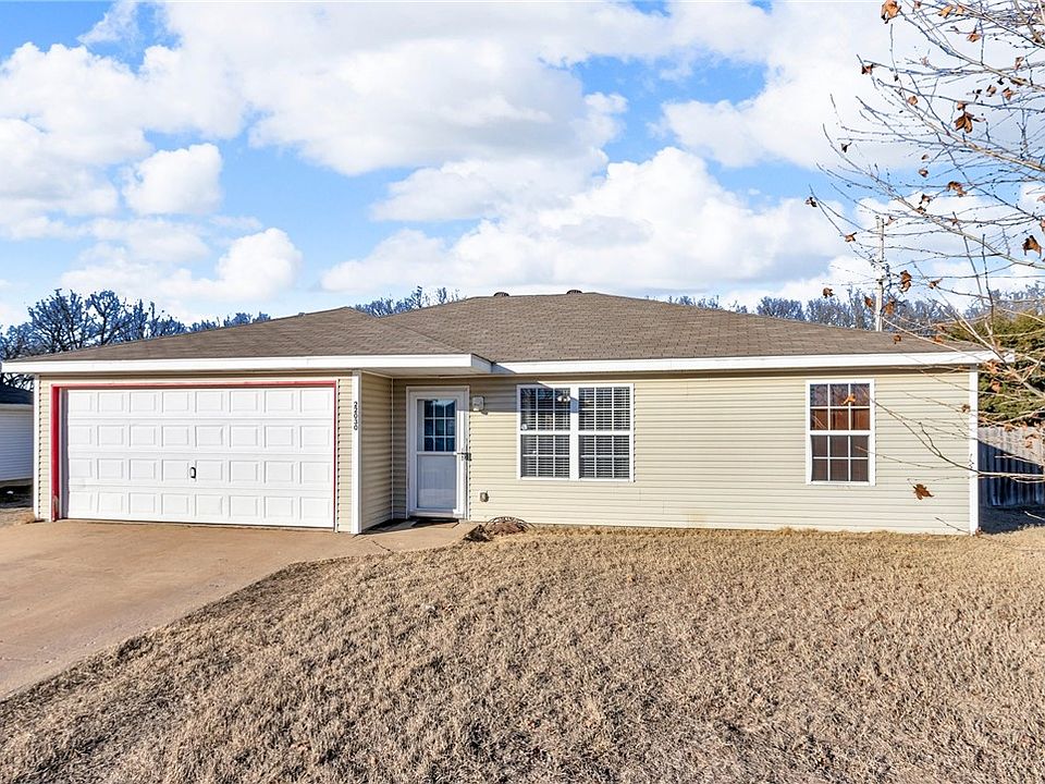 1st image of 22030 Cheryl Dr