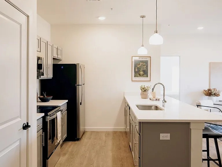 15 North Apartments — Photo 12