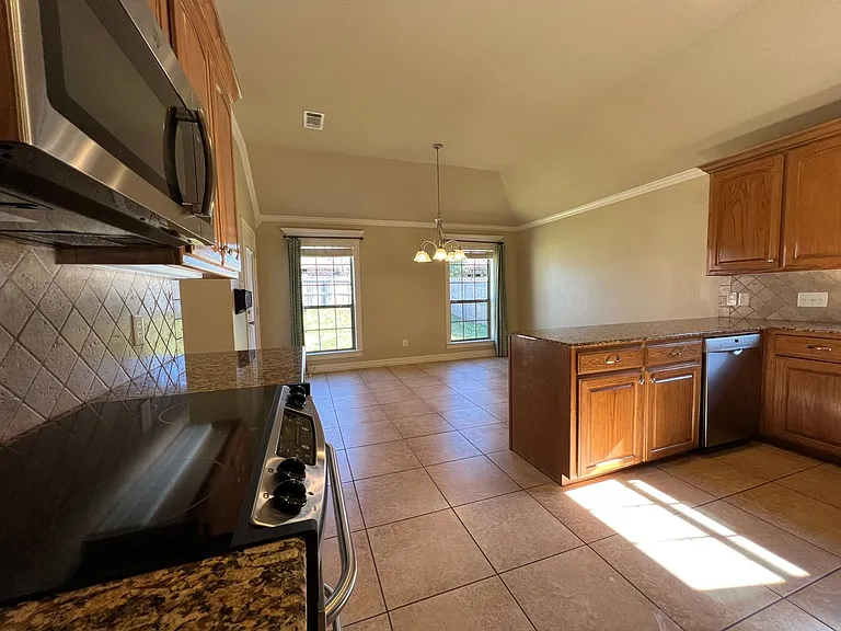 3016 Pueblo Dr — Photo 7