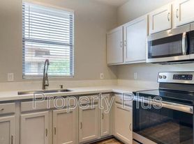 20100 N 78th Pl