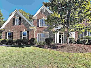 6015 Heartford Cir, Roswell, GA 30075