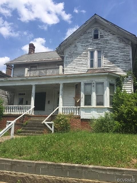 1st image of 121 N Jefferson St