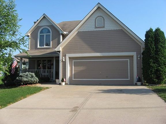 Beautiful 2 Story