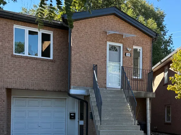 1494 Paddington Ct #2, Burlington, ON L7M 1W7