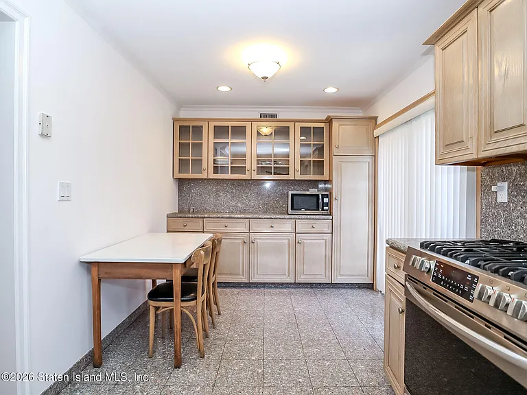 64 Claradon Ln — Photo 7