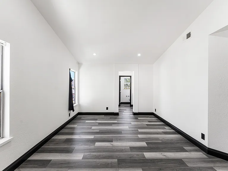 43721 Yaffa St — Photo 17