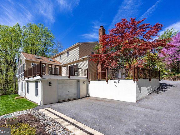 5th image of 304 Denford Way